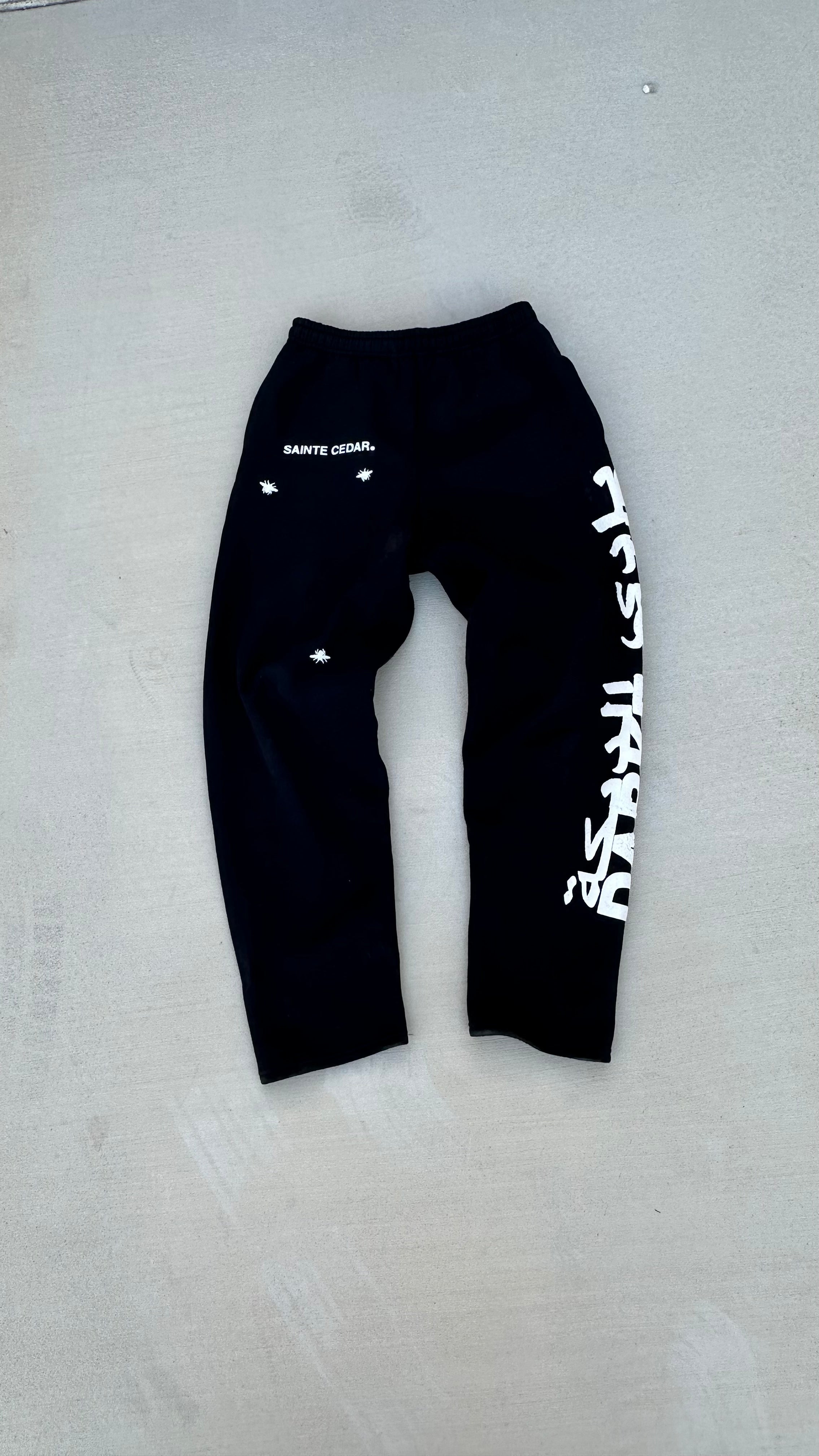 DABKE CLUB  SWEATS (BLACK)